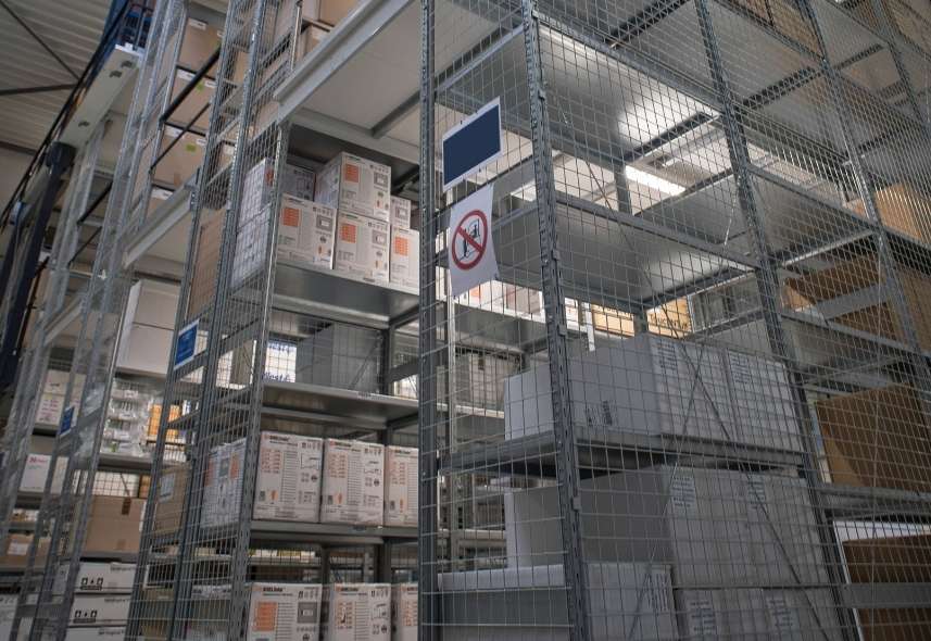 plateforme sur rayonnage