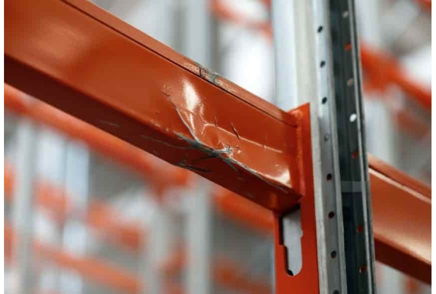 Sécurité entrepôt : vos racks sont-ils en danger ? - Rayonnage System